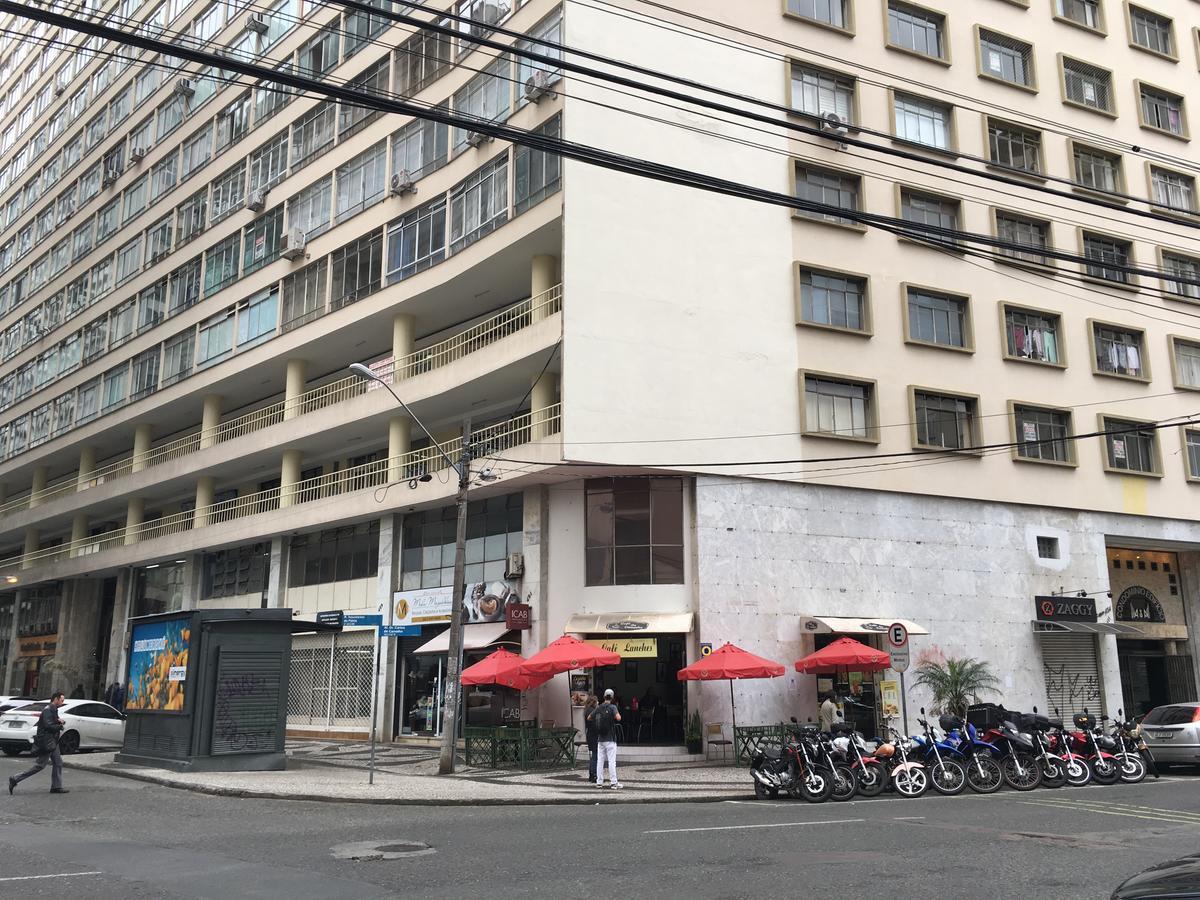 Ap Na Rua Das Flores Curitiba Eksteriør bilde